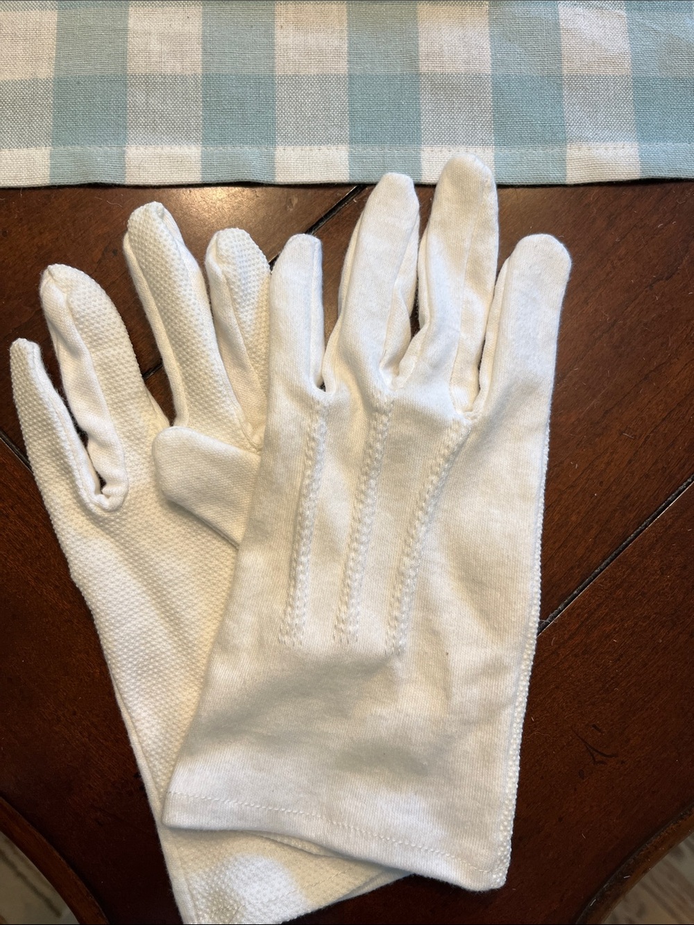 Vintage White Cotton Dress Gloves